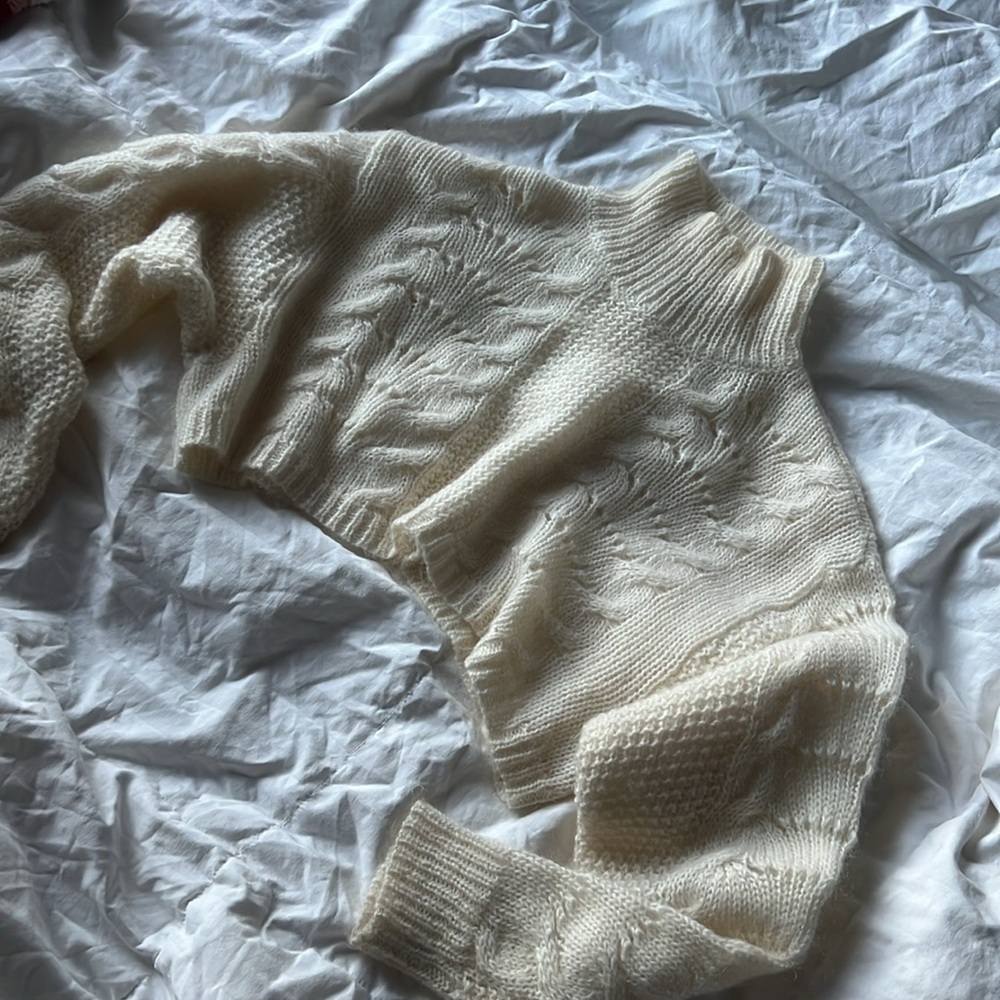 Free People | Turtle Neck Long-sleeve Crop - Picture 4 of 8